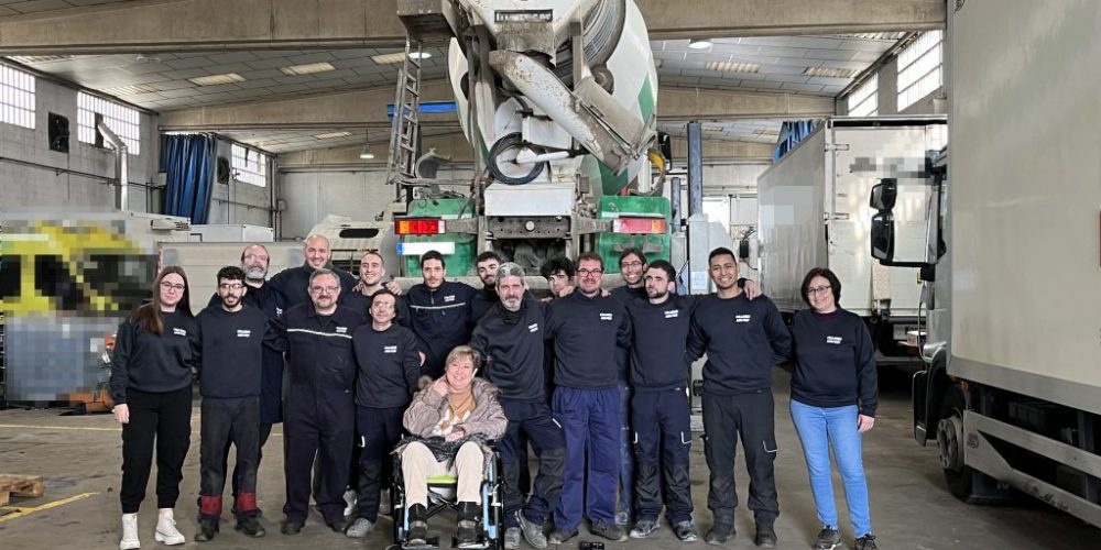 Equipo taller multimarca de reparación de vehículos